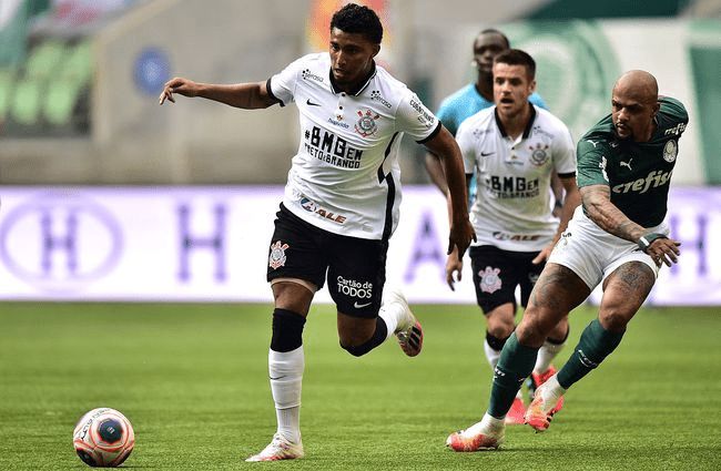 赛场内外 赛场内外