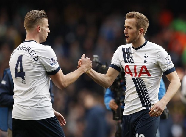 进球献给他 进球献给他