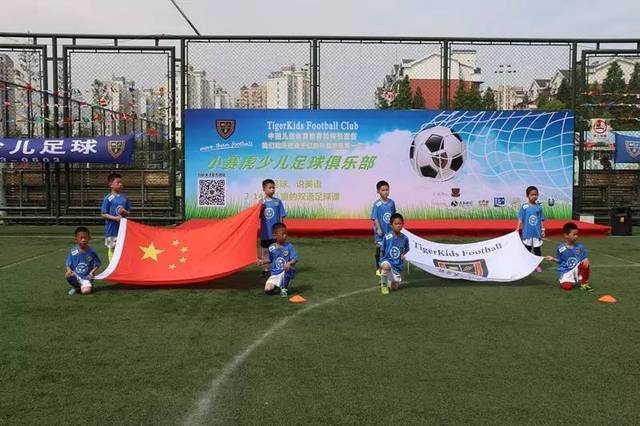 他便与队友 他便与队友