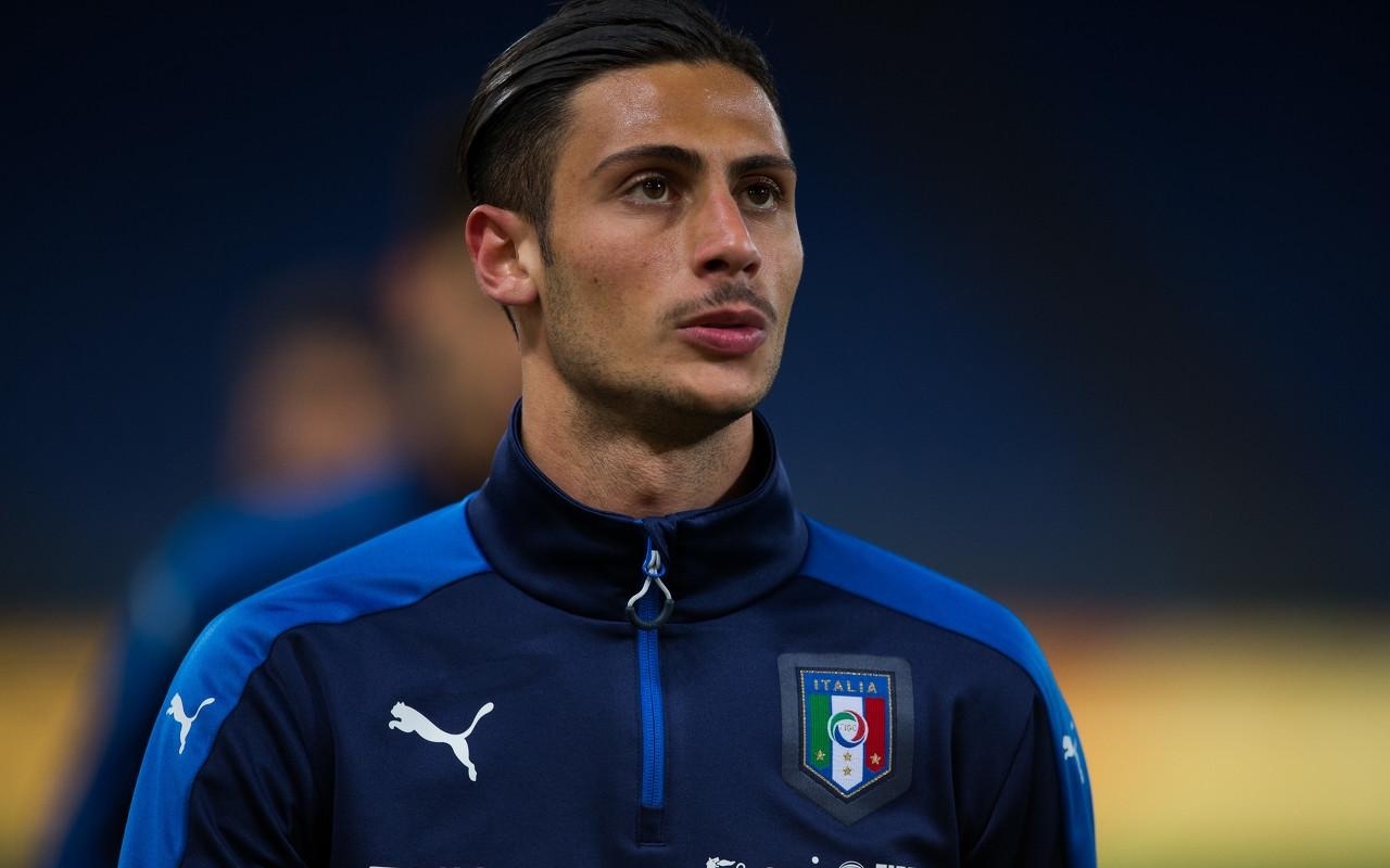 他们必须在 他们必须在