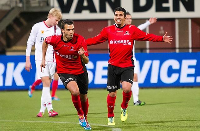 足球联盟也 足球联盟也