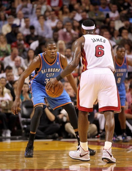 次满场欢呼 次满场欢呼